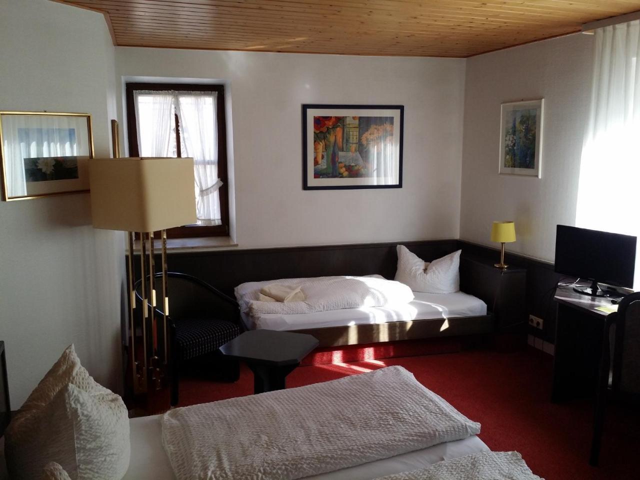 Hotel-Landgasthof Gruener Baum - Dittigheim Tauberbischofsheim Luaran gambar